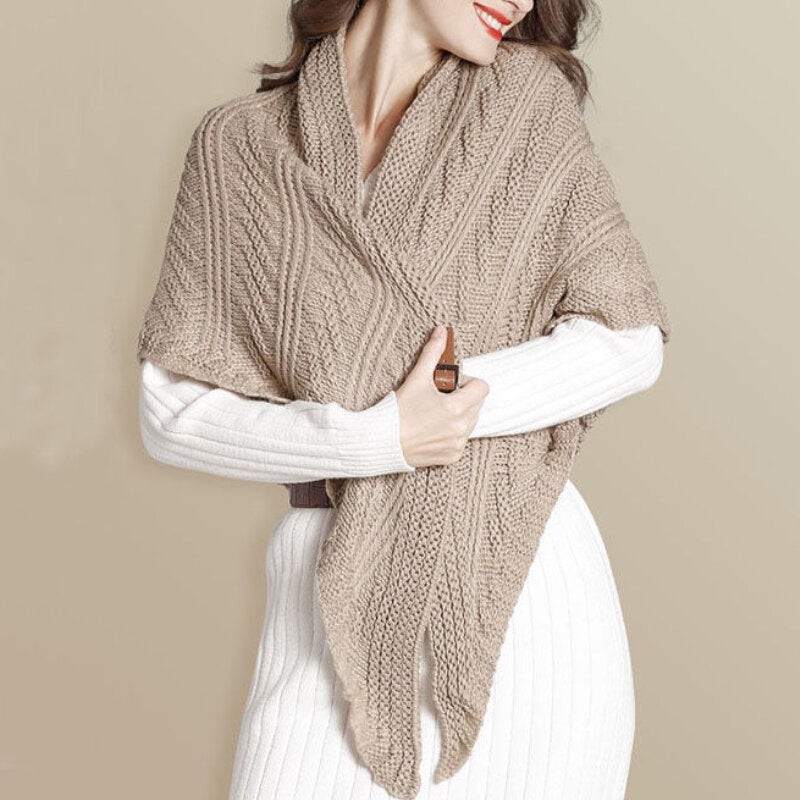 Nadine | Écharpe poncho tricotée avec boucle pour femmes