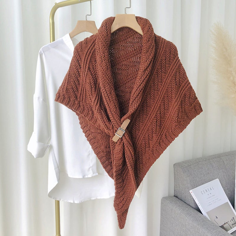 Nadine | Écharpe poncho tricotée avec boucle pour femmes
