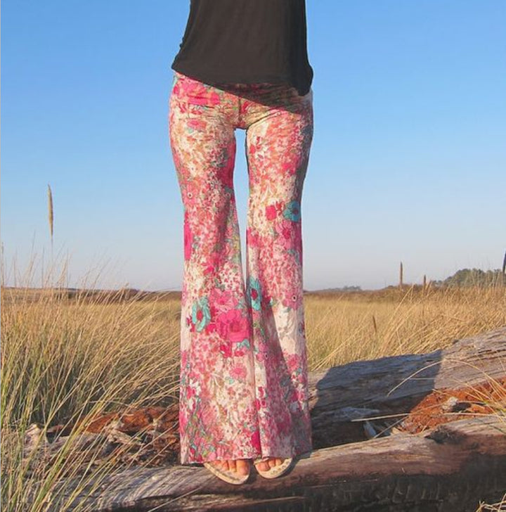 Violette | Pantalon flair élégant avec différents types d'imprimés