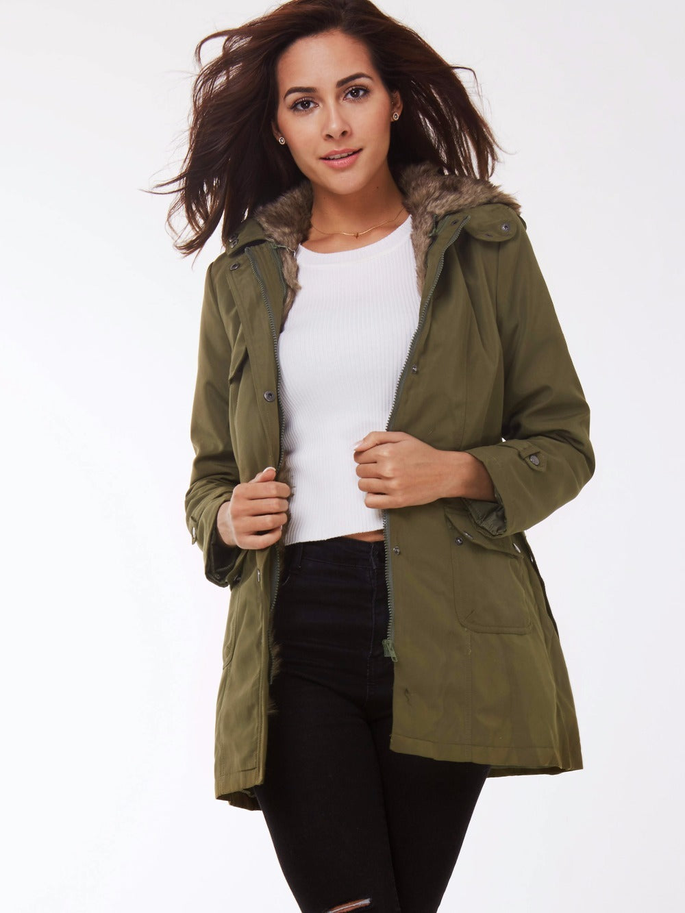Parka femme doublée Charlotte vue de face, coupe élégante mi-longue
