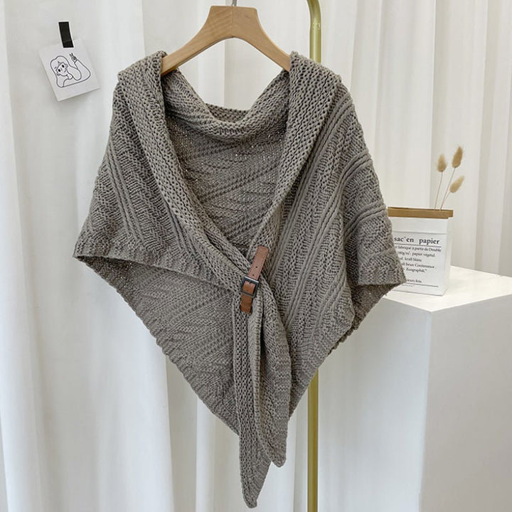 Nadine | Écharpe poncho tricotée avec boucle pour femmes