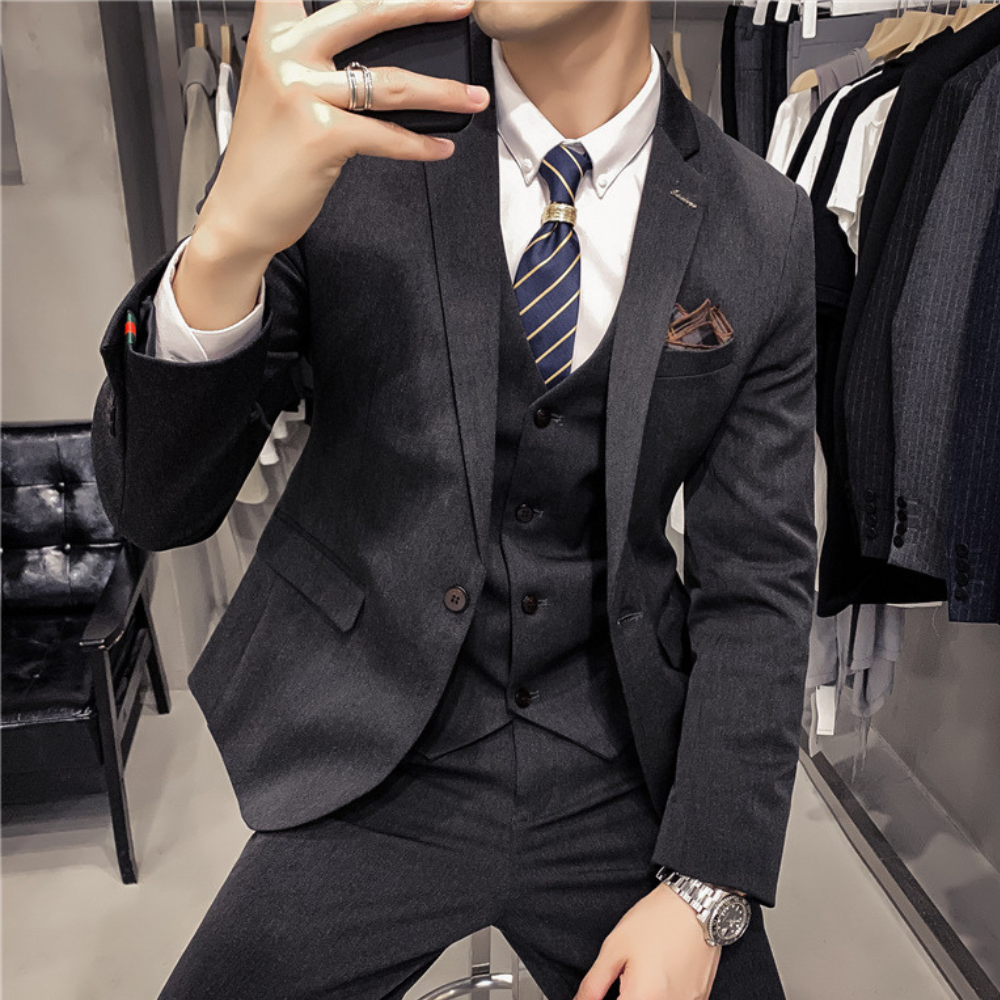 Adrien | costume pour homme de classe